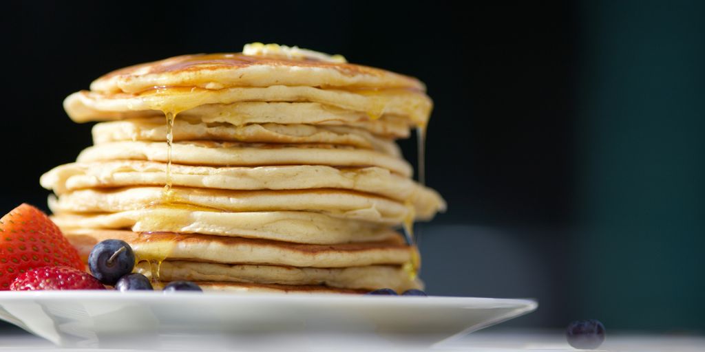 pancakes on palte
